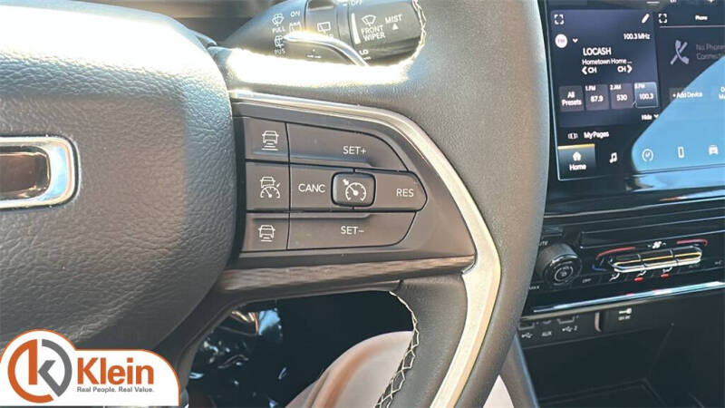 2024 Jeep Grand Cherokee L Laredo