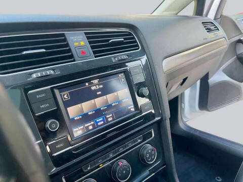 2021 Volkswagen Golf TSI