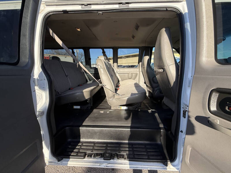 2019 Chevrolet Express LS 3500