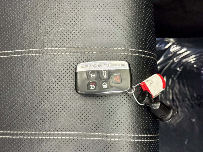 2019 Land Rover Range Rover Velar P250 R-Dynamic SE