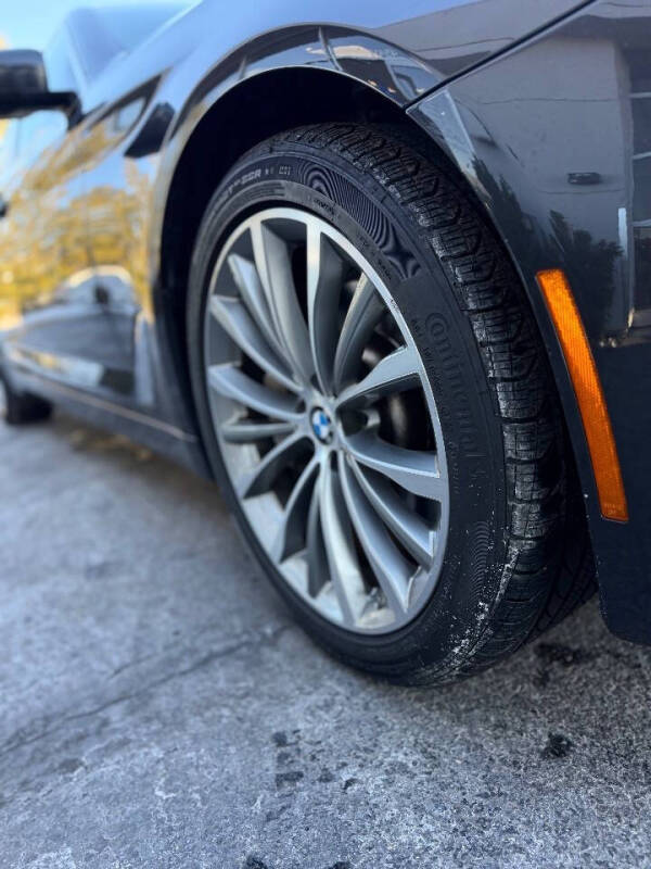 2022 BMW 5 Series 530i xDrive