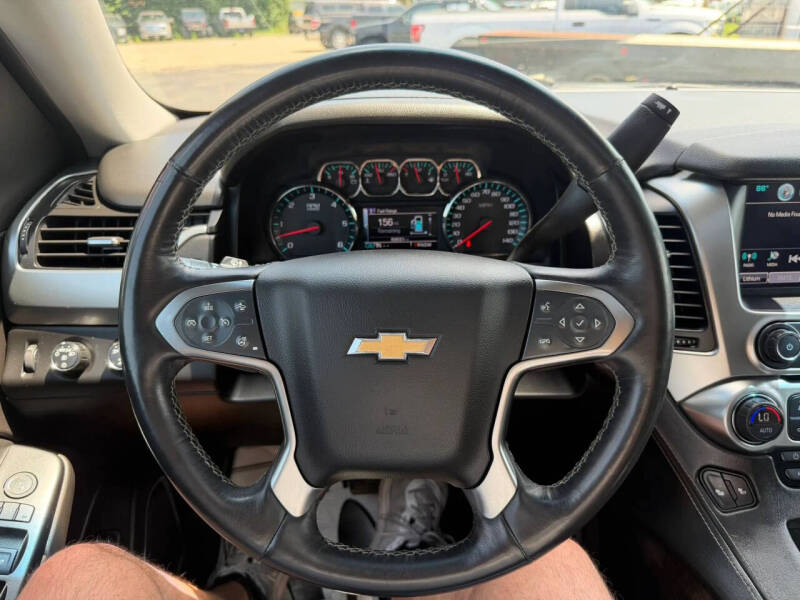 2016 Chevrolet Suburban LT