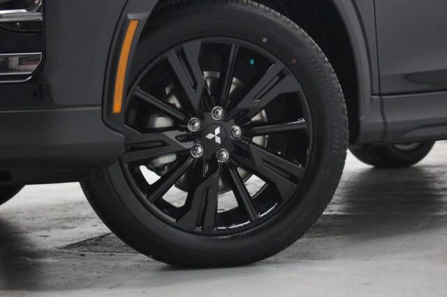 2026 Mitsubishi Eclipse Cross LE