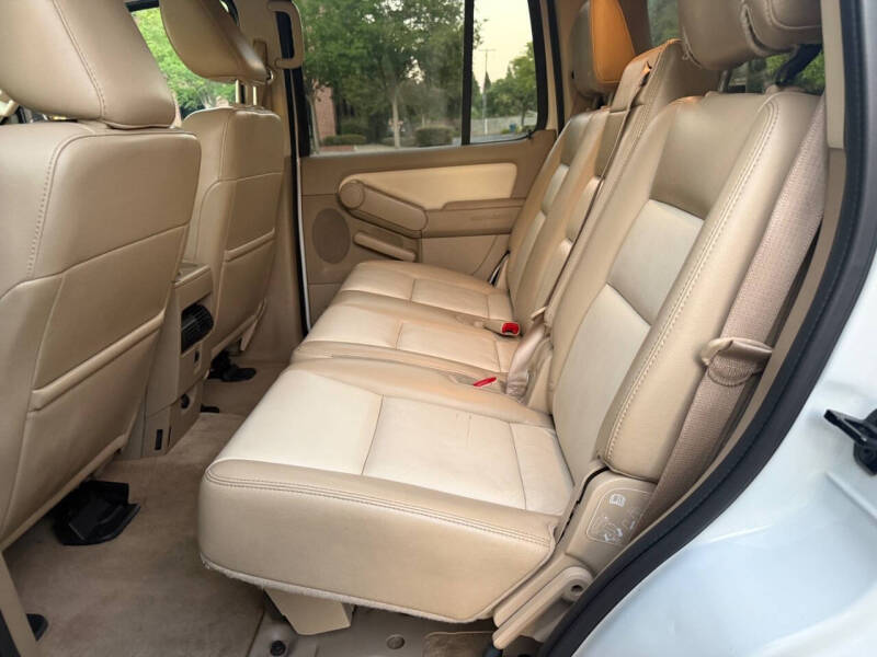 2010 Ford Explorer Eddie Bauer