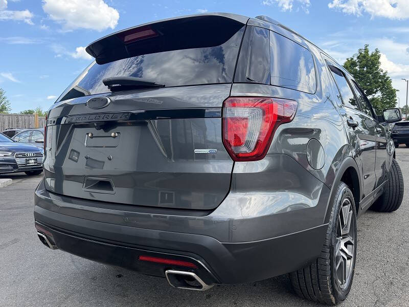 2017 Ford Explorer Sport