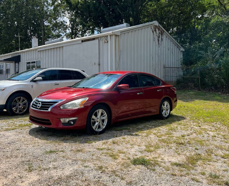 2015 Nissan Altima for sale at Noble Auto in Hickory NC