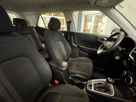 2021 Hyundai Venue SEL