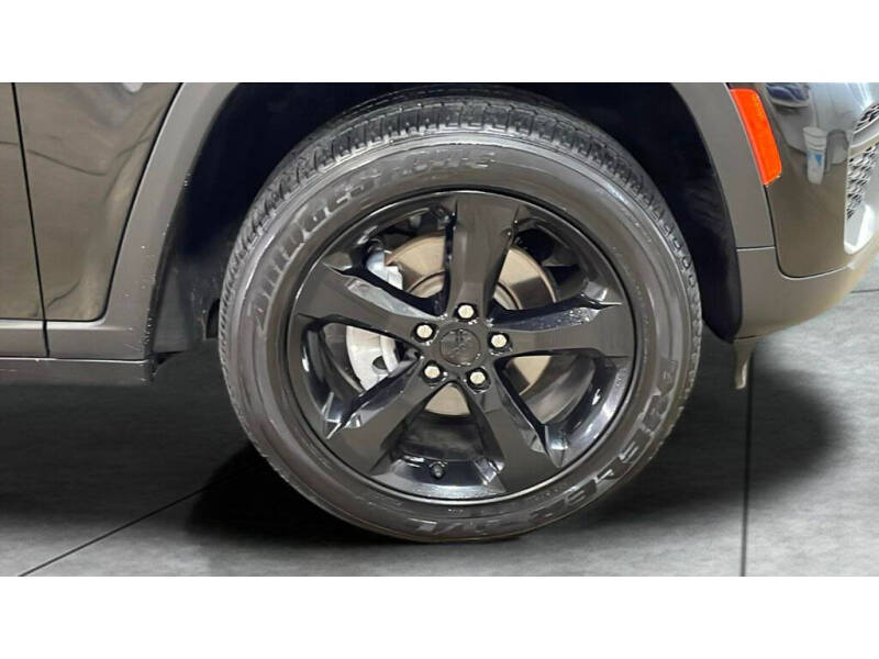 2024 Jeep Grand Cherokee Laredo