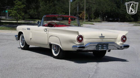 1957 Ford Thunderbird