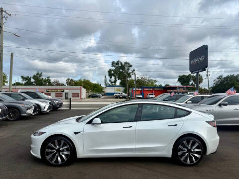 2025 Tesla Model 3 Long Range
