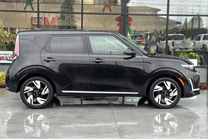 2025 Kia Soul GT-Line