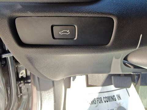 2024 Volvo S60 B5 Core Dark Theme