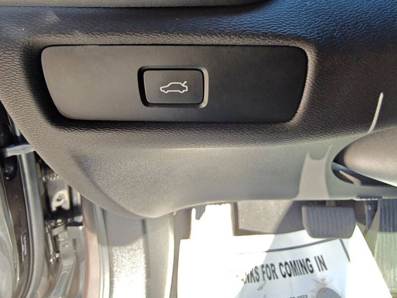 2024 Volvo S60 B5 Core Dark Theme