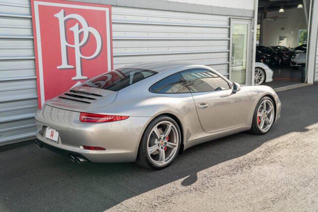 2012 Porsche 911 37