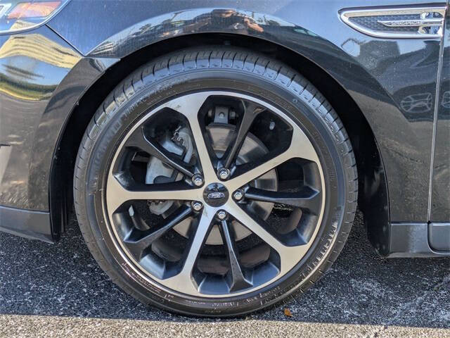 2015 Ford Taurus Limited