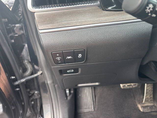 2023 Kia K5