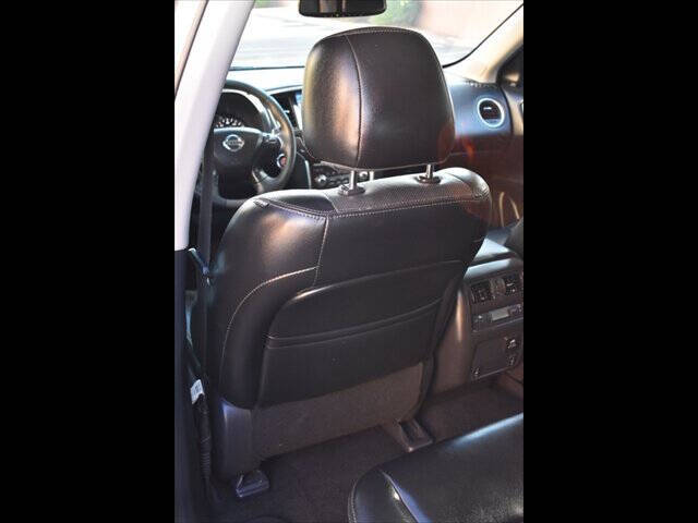2015 Nissan Pathfinder Platinum