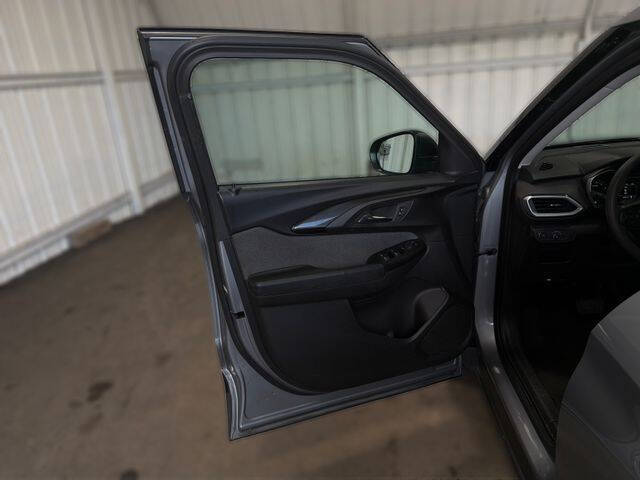 2023 Chevrolet TrailBlazer LS