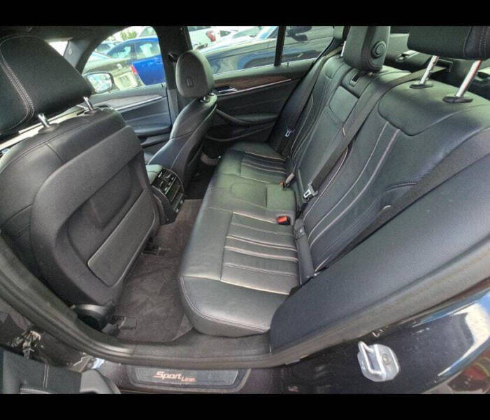 2019 BMW 5 Series 540i