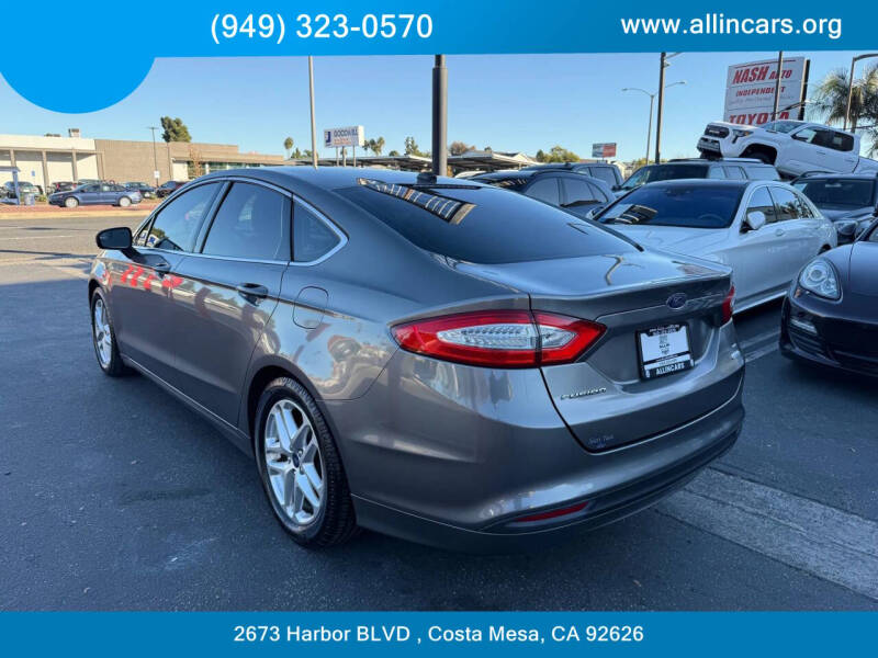 2013 Ford Fusion SE