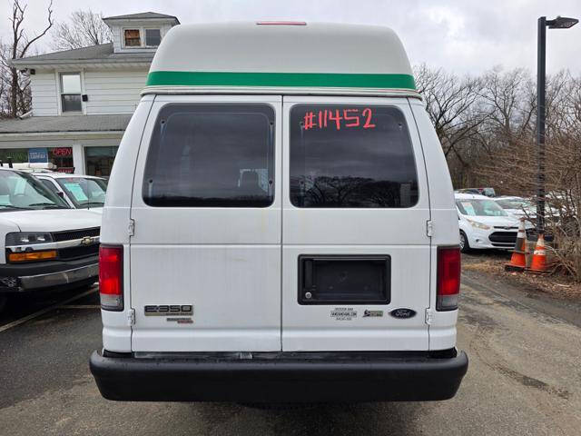 2012 Ford E-Series E-350 SD