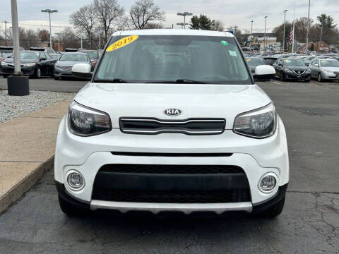 2019 Kia Soul +