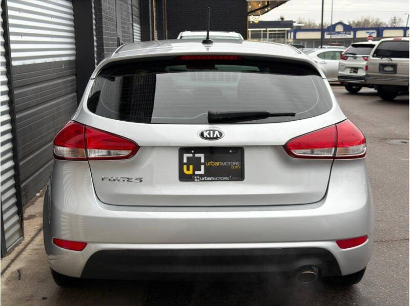 2017 Kia Forte5 LX