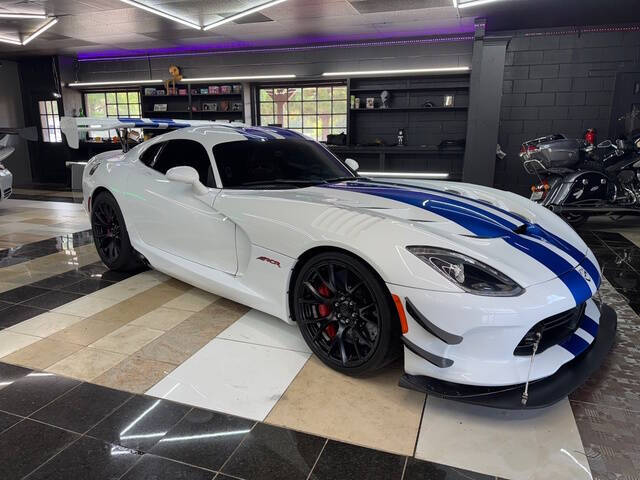2016 Dodge Viper GTC