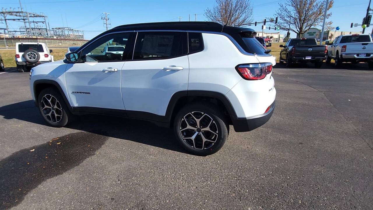 2025 Jeep Compass for sale at Victoria Auto Sales in Victoria, MN