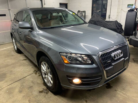 2012 Audi Q5 for sale at QUINN'S AUTOMOTIVE in Leominster MA