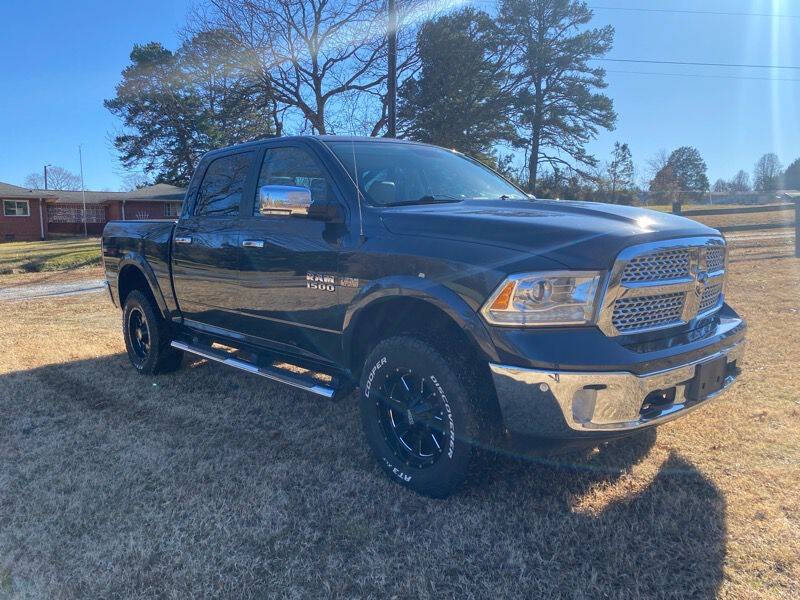 2017 RAM 1500 Laramie