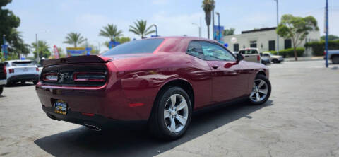 2019 Dodge Challenger SXT