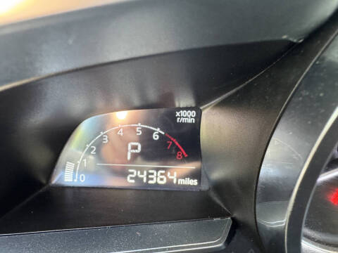 2020 Toyota Yaris Hatchback XLE