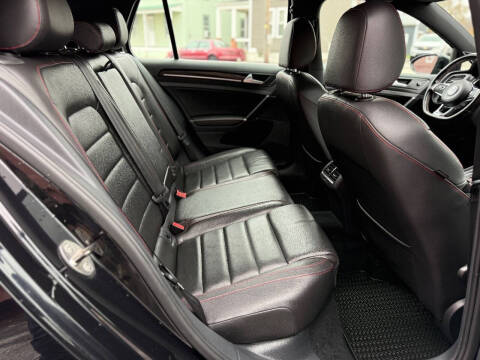 2015 Volkswagen Golf GTI SE