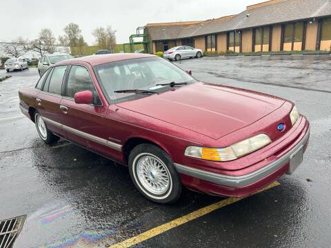 1992 Ford Crown Victoria for sale at Blue Line Auto Group in Portland OR