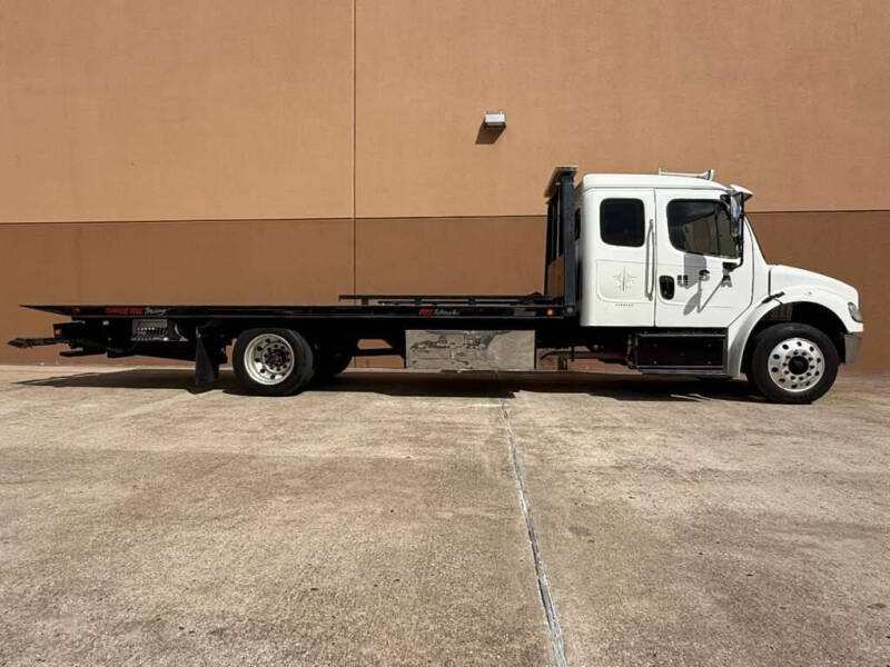 2016 Freightliner M2 106