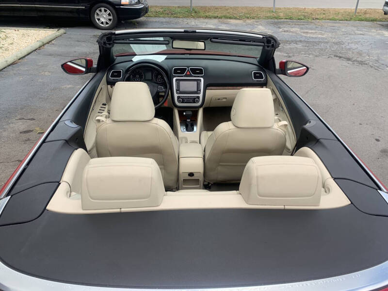 2011 Volkswagen Eos Lux SULEV