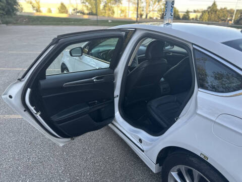 2017 Ford Fusion Hybrid SE