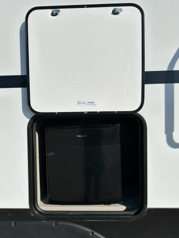 2024 Dutchmen Kodiak 2921FKDS