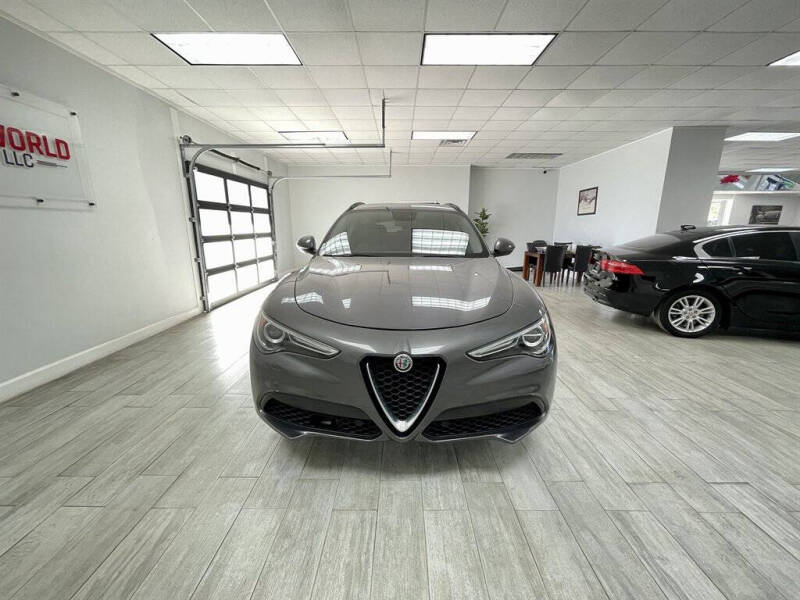 2018 Alfa Romeo Stelvio Sport