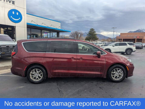 2021 Chrysler Pacifica Touring