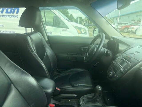 2011 Kia Soul +