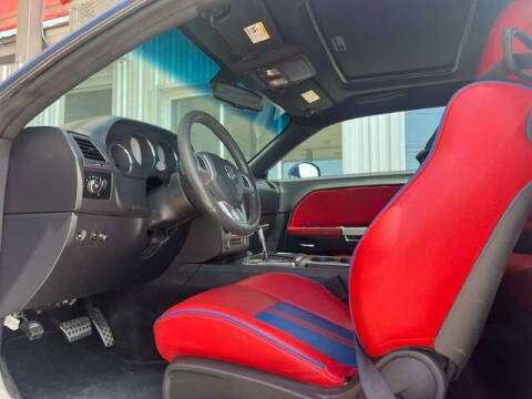 2011 Dodge Challenger SRT8 392