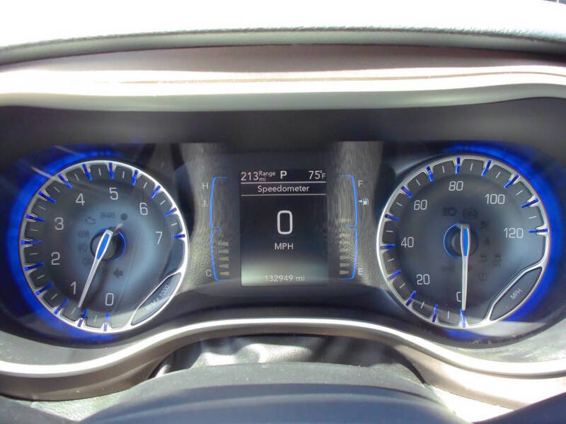 2017 Chrysler Pacifica Touring-L