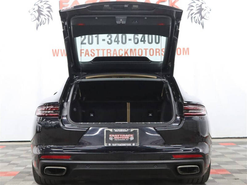 2020 Porsche Panamera