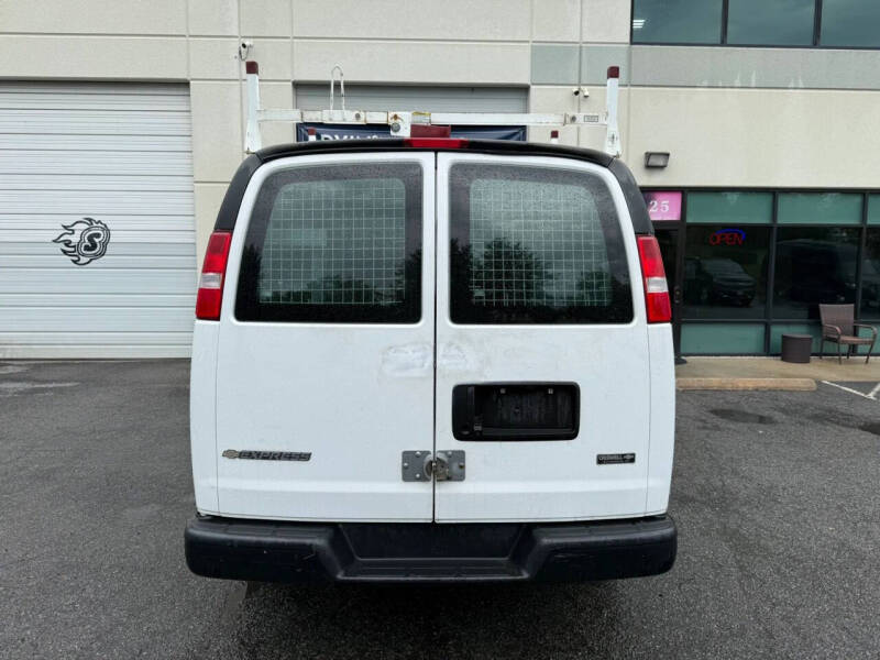 2021 Chevrolet Express 2500