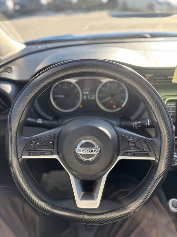 2021 Nissan Kicks S