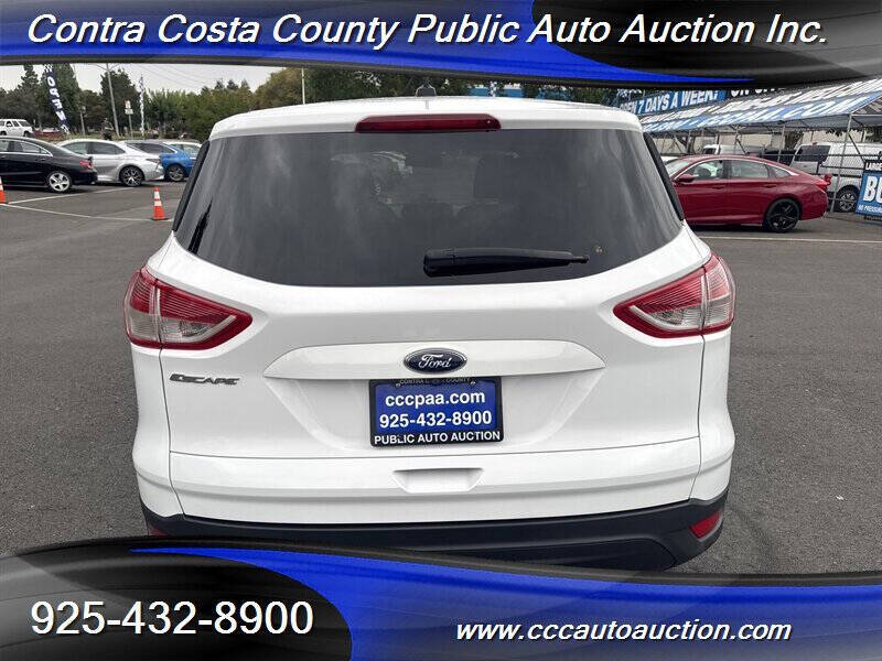 2016 Ford Escape S