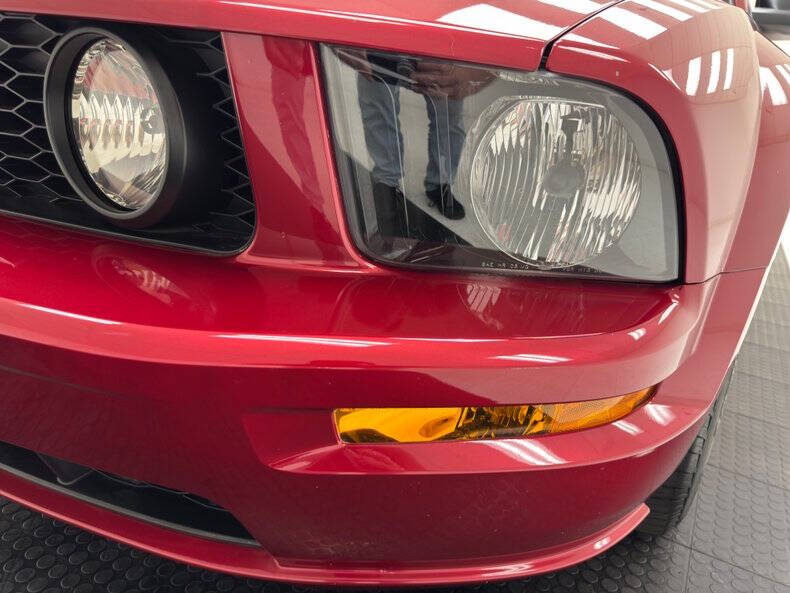 2005 Ford Mustang