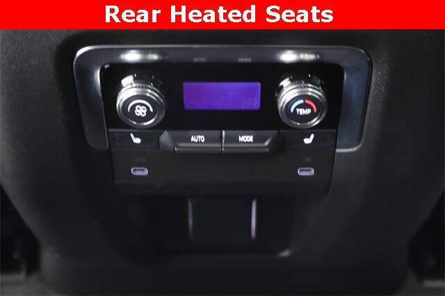 2025 GMC Yukon XL AT4